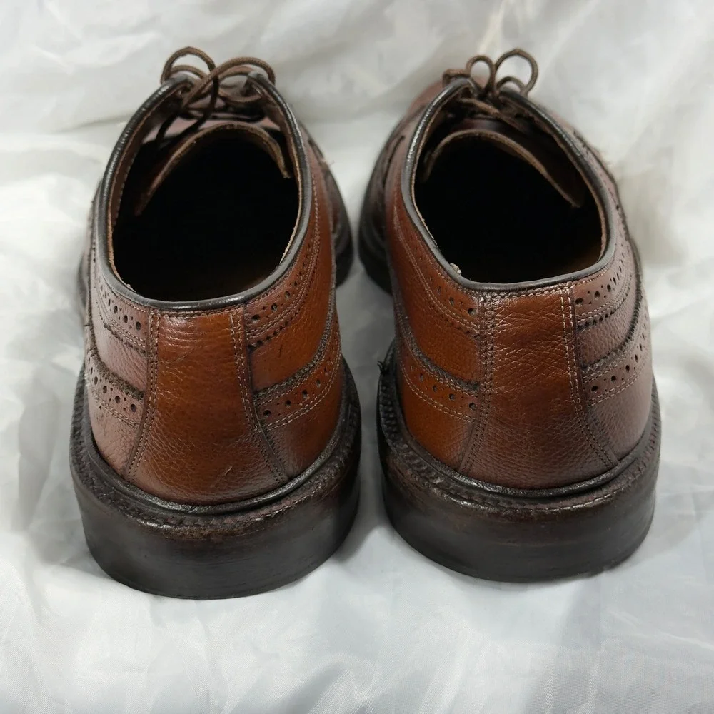 Allen Edmonds MacNeil Derby Men 9 B Brown Pebble Grain Leather Longwing Brogues